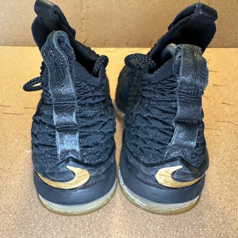 Nike LeBron 15‎ Black Gum Youth Basketball Shoes 922811-006 Kids 5.5Y